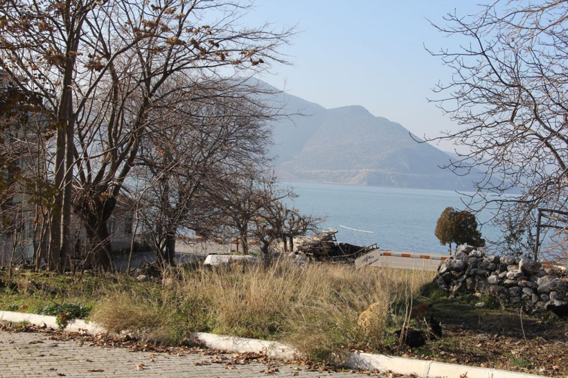 Isparta'nın sakin adasında sadece 200 kişi yaşıyor! Gören herkes hayran kaldı - Resim: 2