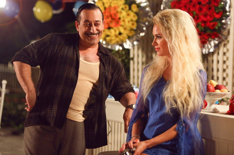 Cem Yılmaz filmleri hakkında şaşırtan makale! Cinsel içerikli dekolte var ibadet yok - Resim: 3