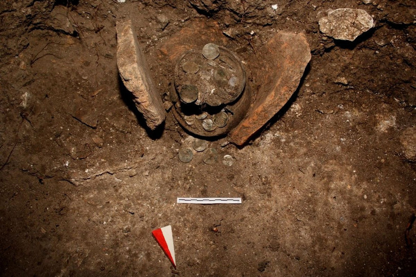 Hazine çıkarıldı eşi benzeri yok! Kütahya'da yüzlerce bulundu - Resim: 2