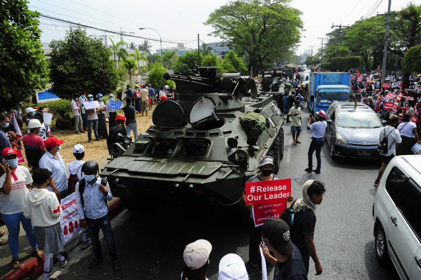 Darbe karşıtı gösterilerin sürdüğü Myanmar'da en kanlı gün - Resim: 2