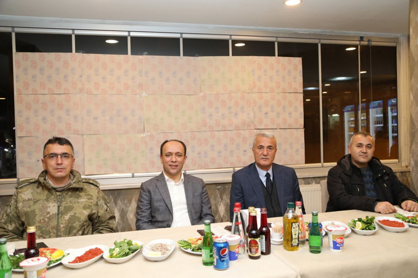 2 aylığına geldiği Başkale'de 39 yıl görev yaptı 17 kaymakamla çalıştı - Resim: 1