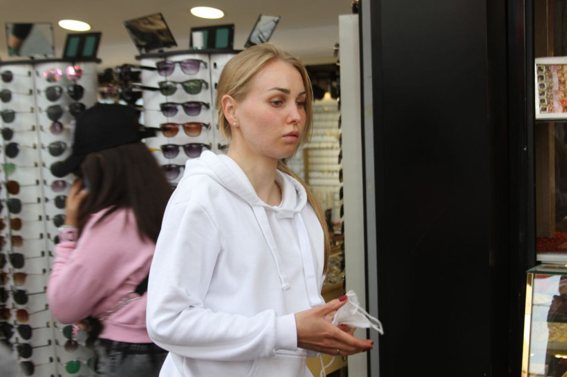 'Canım sıkıldı dışarı çıktım Kırmızıya dönsün Antalya'! Bu korona kolay kolay bitmez - Resim: 1