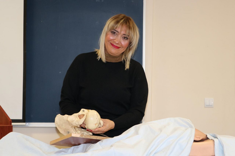 Kariyer de yaptı çocuk da! Ebeydi akademik kariyer yapıp profesör oldu! - Resim: 3