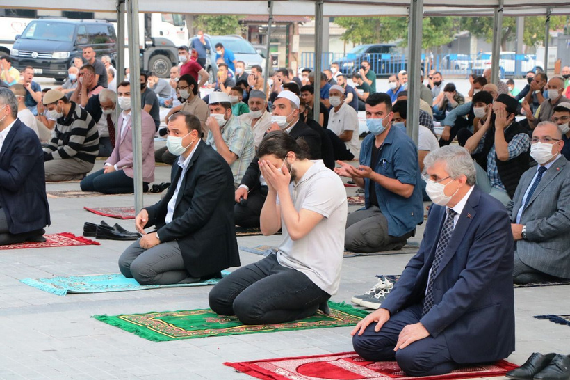 Bayram namazı saatleri! İşte İstanbul, Ankara, İzmir ve diğer illerde bayram namazı vakitleri - Resim: 3