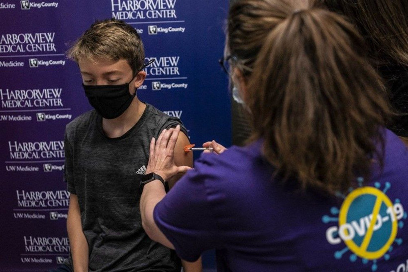 ABD'de 12-15 yaş arası 600 bin çocuk bir doz koronavirüs aşısı oldu - Resim: 1