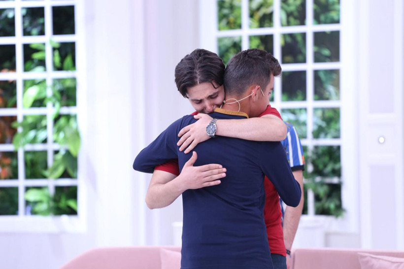 Esra Erol Ömer ve Emre'nin annesini buldu! Durumu içler acısı istismar edilmiş - Resim: 3