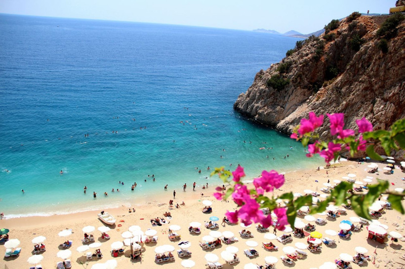 187 basamakla iniliyor Antalya'da görenler büyülendi! Turistler akın etti - Resim: 3