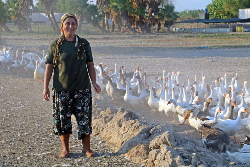 Antalya'da 'yapamazsın' diyenlere inat 4 bilezikle başladı! Milyonluk servet kazandı - Resim: 3