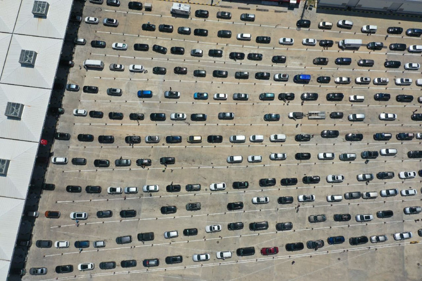 Kurban Bayramı'nı memleketlerinde geçirmek isteyen gurbetçilerin yurda gelişleri sürüyor - Resim: 1