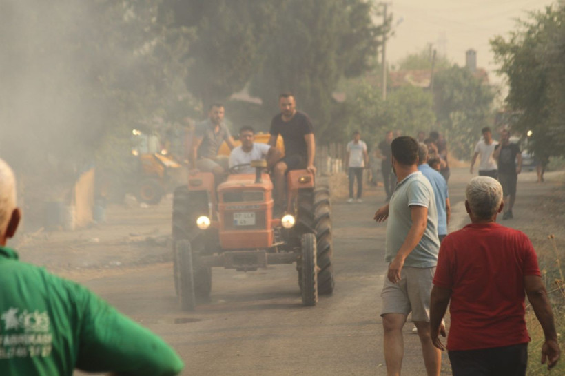 Antalya'da mahalle küle döndü! Gözyaşları sel oldu: İnsanlığa sığmaz - Resim: 3