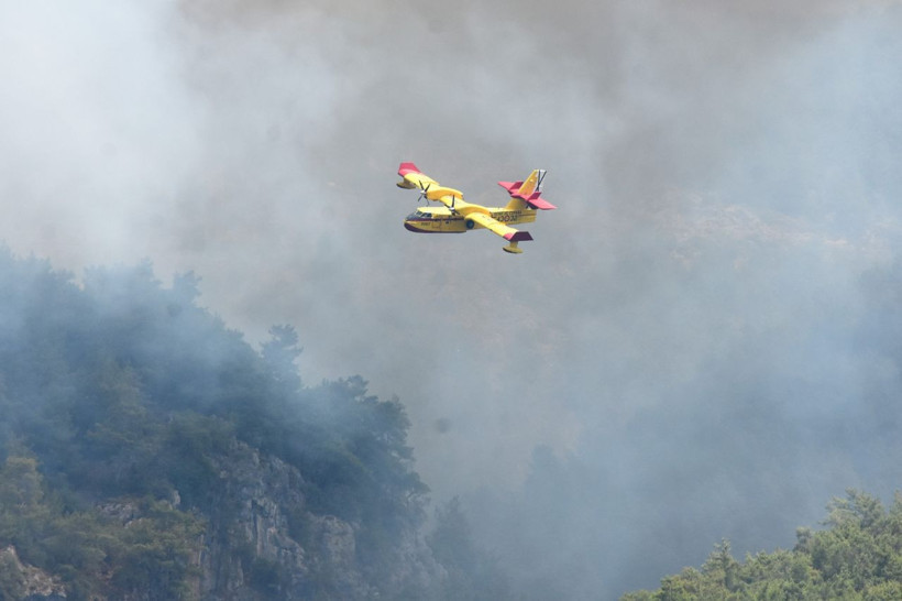 Muğla Köyceğiz'de dumanlar gökyüzünü kapladı! İspanyol uçakları yangınla mücadele ediyor - Resim: 3