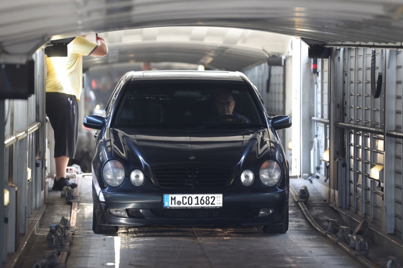 Gurbetçiler arabalarıyla dinlene dinlene Türkiye'ye böyle giriyor - Resim: 3