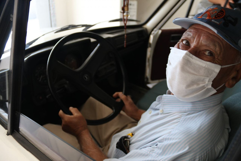 Eskişehir'de 40 yıllık aracı gören hayran kaldı! Sınırlı sayıda üretildi: Bu araba benim hayatım - Resim: 1