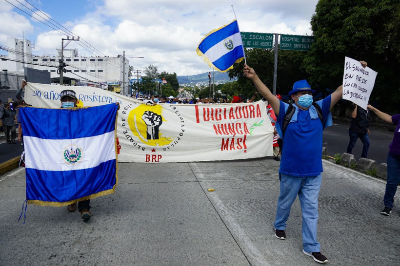 Bitcoin kararı sonrası El Salvador savaş alanına döndü - Resim: 3