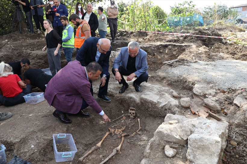 Ordu'da 2 bin yıllık olduğu tahmin edilen ikinci lahit açıldı içinden bakın neler çıktı? - Resim: 3