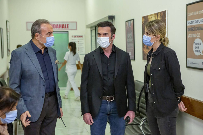 Arka Sokalar'ın Rıza Baba'sı kızdırdı Kanal D'ye boykot çağrısı - Resim: 4