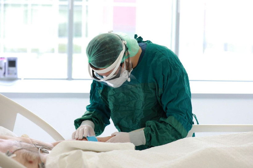 Son veriler hiç iç açıcı değil! Kovid-19 vakaları ve testlerin pozitiflik oranı son bir ayda arttı - Resim: 2