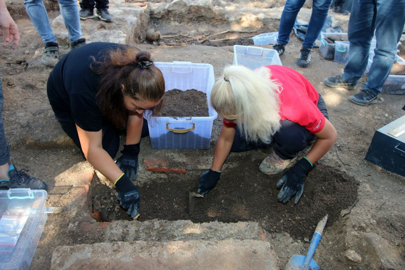Fatsa'da Roma Antik döneme ait 2 bin yıllık Hermes figürlü yüzük bulundu - Resim: 3