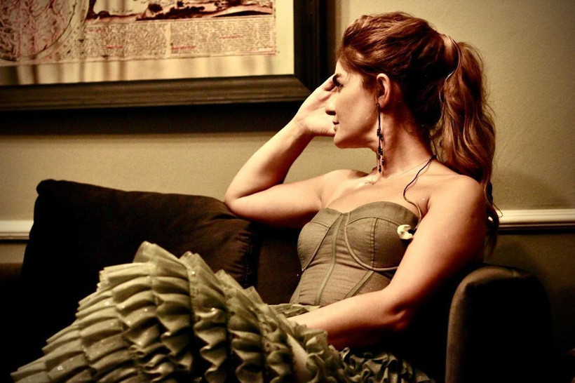 Evinde piton yılanı besliyor! Minareye çıkıp ezan okumuş: Yasemin Allen Oğuzhan Koç Derya Bedavacı şaşırttı - Resim: 1