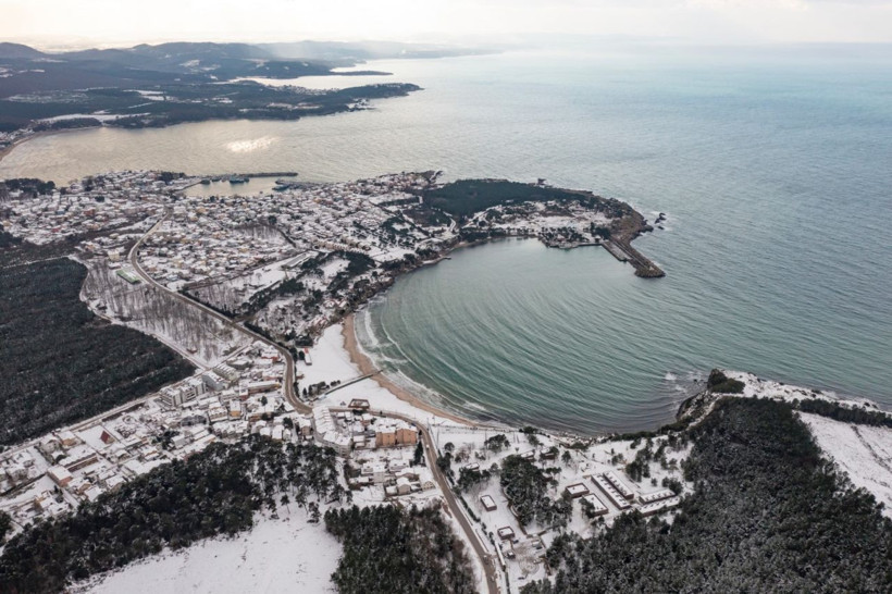 Sahiller karla birleşti! Kocaeli'de seyrine doyumsuz manzaralar oluştu - Resim: 3