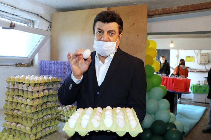 Coşkun Sabah'ı 'yumurta' işinde dolandırdılar! - Resim: 3