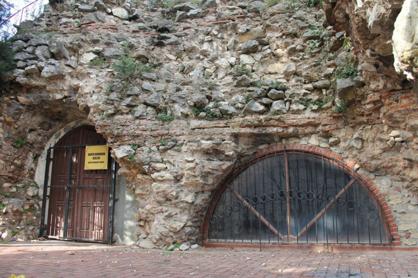 Babası tarafından kafası kesilerek öldürüldü! Kocaeli'de Santa Barbara'nın gizemli efsanesi: Ölmeden önce... - Resim: 4