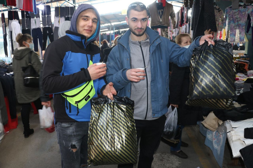 Bulgarlar sabah 5'te Edirne'ye akın etti: Adım atacak yer kalmadı: Mazotu da buradan alıp gidiyorlar - Resim: 4