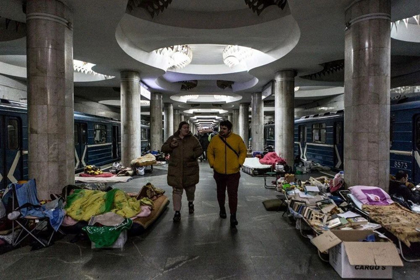 Rusya'nın işgal ettiği Ukrayna'da bombardıman altında yaşam mücadelesi - Resim: 3