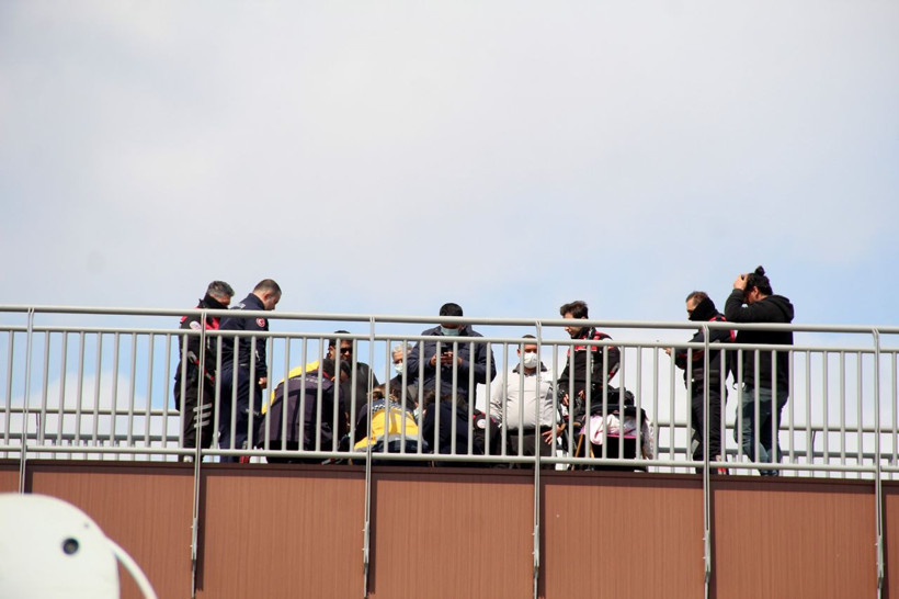 Antalya'da bebeğiyle birlikte intihara kalkışan yabancı uyruklu kadın ekiplere ecel terleri döktürdü - Resim: 2
