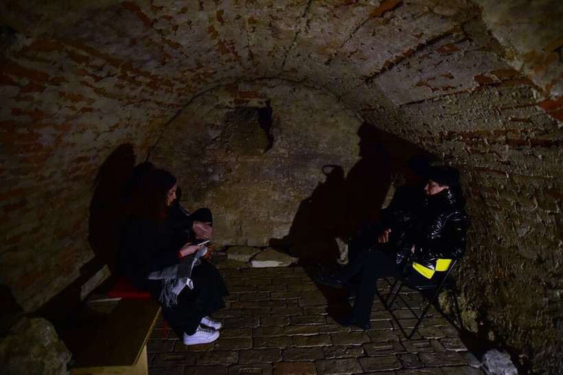 Ukrayna'da sirenler susmuyor! Halk sığınaklara akın etti: Yürek burkan kareler... - Resim: 2