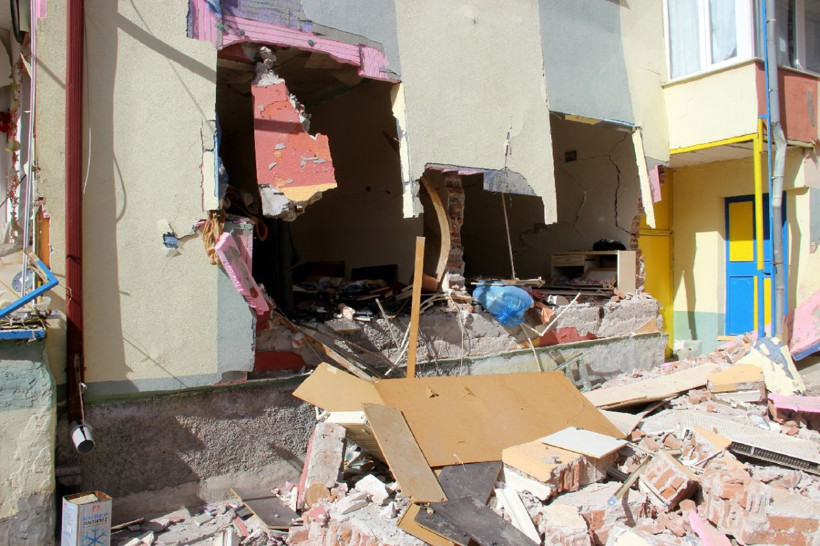 Sivas'taki doğal gaz patlamasında korkunç şüphe! 1'i ağır 4 kişi yaralanmıştı - Resim: 1