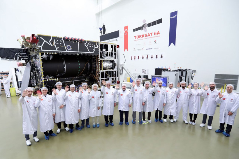 Türk mühendisleri ve teknisyenleri TURKSAT 6A'ya damga vurdu - Resim: 1