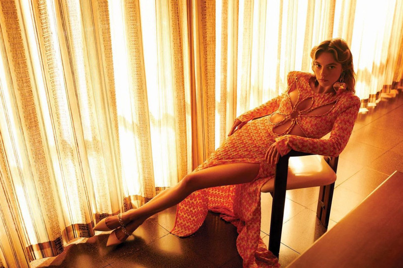 İç çamaşırsız protesto! Ahmet Çakar'ı Hazar Ergüçlü fena kızdıracak: Gülşen'in Melis Sezen'e notu olay oldu - Resim: 2