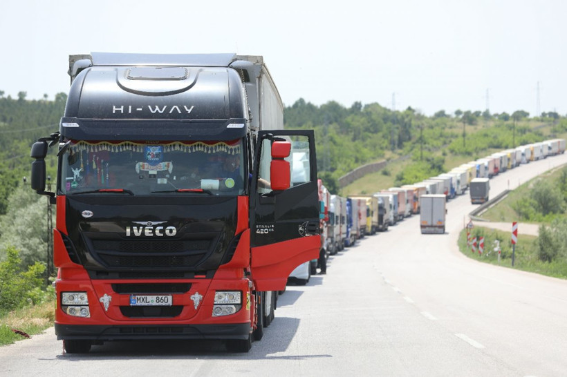 İhracat yüzde 30 arttı! Edirne sınırında TIR kuyruğunun sonu gözükmüyor - Resim: 3