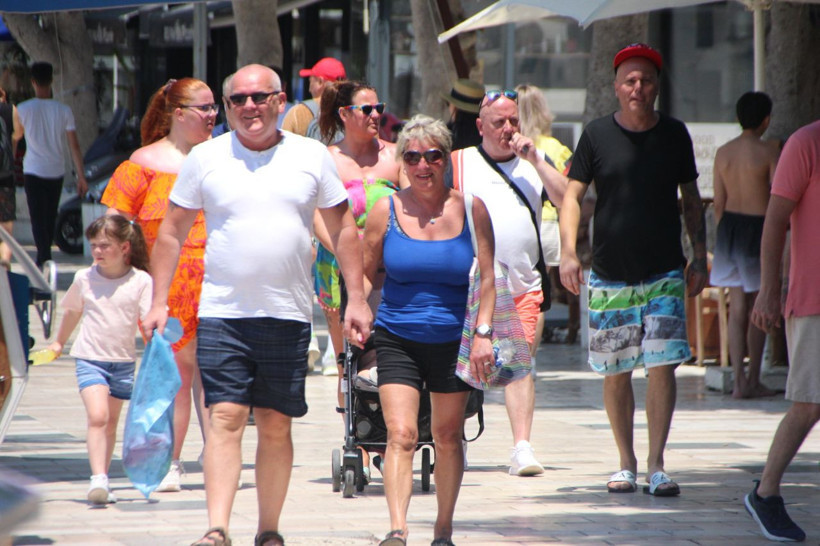 Gören telefona sarıldı! Bodrum'a bir dev geldi - Resim: 3