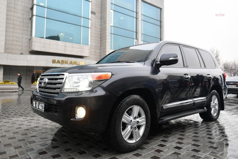 Melih Gökçek'ten 50 ay sonra geri alınan zırhlı cip satışa çıktı! İhale canlı yayınlanacak - Resim: 1