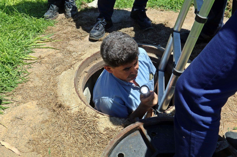 İhbar geldi ekipler harekete geçti! Kanalizasyonda aradılar - Resim: 1