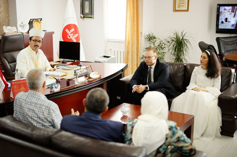 Meksikalı pilot aşkı için Müslüman oldu! - Resim: 2
