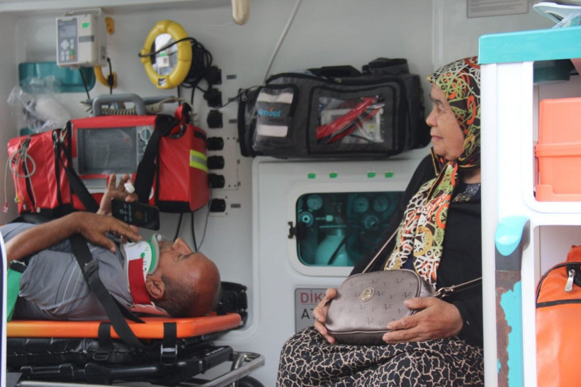 TEM'de 11 araç birbirine girdi yolcular otobüste mahsur kaldı! Görüntüler feci yaralılar var - Resim: 4