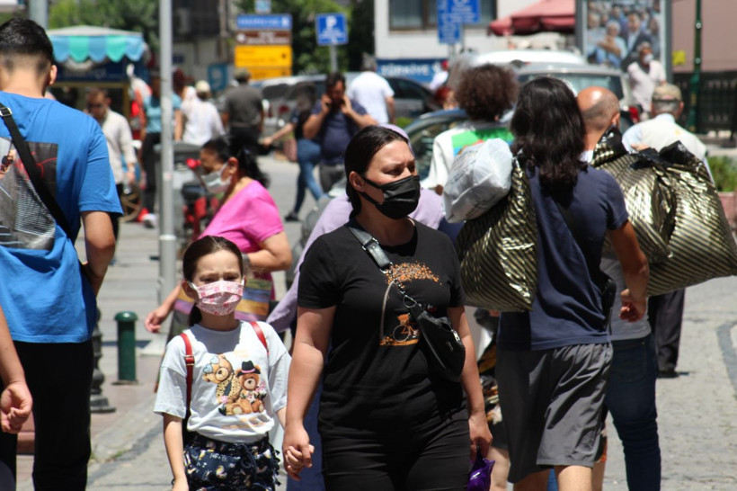 Vakalar patladı bireysel tedbirler arttırıldı! Yeni kısıtlama gelir endişesi... - Resim: 4