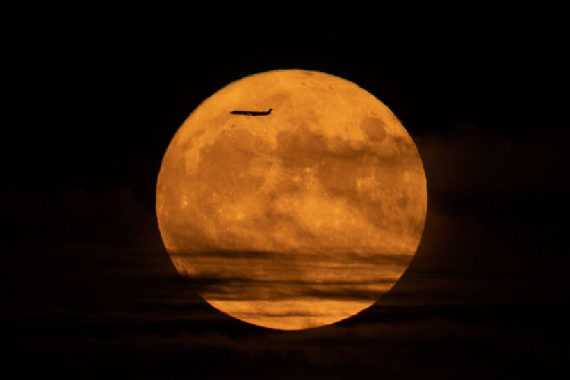 Yüzde 14 büyüdü 'Süper Ay' görenleri hayran bıraktı işte o fotoğraflar... - Resim: 3