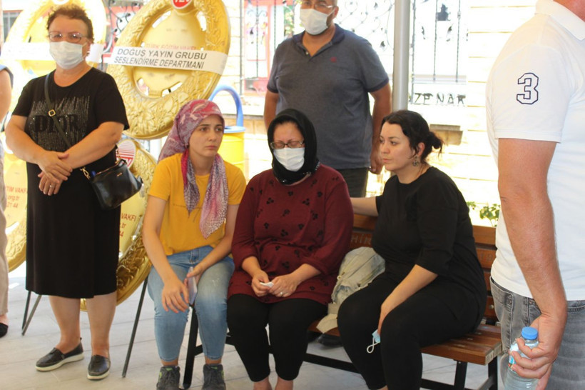 Kemal Sunal filmleriyle tanındı vefat eden Rıza Pekkutsal için Buca'da cenaze töreni - Resim: 4