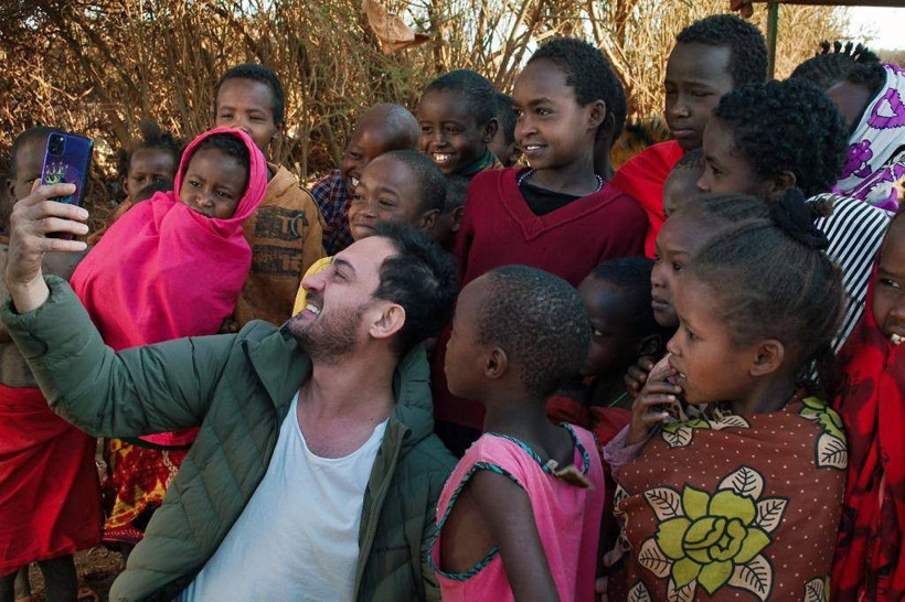 Yıldız Tilbe kesenin ağzını açtı! Afrikalı çocuklar için büyük bağış 'ağlattın beni ablacım' - Resim: 4