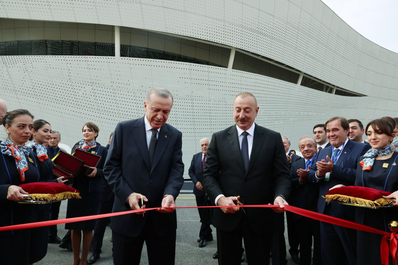 Erdoğan Azerbaycan'da! Aliyev'den halter şov! Halil Mutlu gözlerine inanamadı - Resim: 4