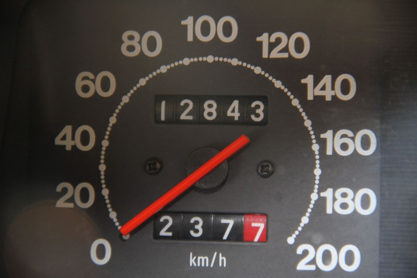 Sadece bakım için dışarı çıktı Elazığ'da 2000 model Şahin'i toz kapar diye ödü kopuyor - Resim: 3