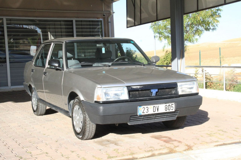 Sadece bakım için dışarı çıktı Elazığ'da 2000 model Şahin'i toz kapar diye ödü kopuyor - Resim: 2