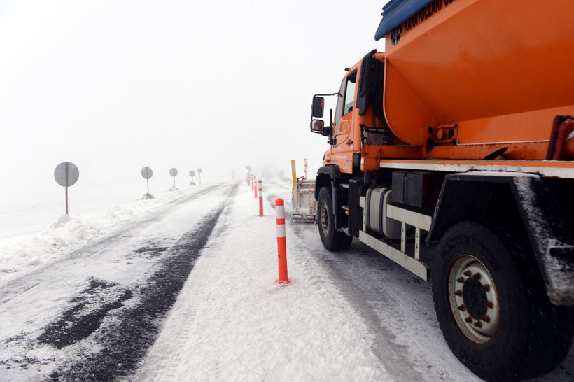 Meteoroloji uyarmıştı! Kar fena bastırdı, ulaşım aksıyor! Trabzon, Rize, Artvin Gümüşhane, Ardahan, Giresun... - Resim: 3
