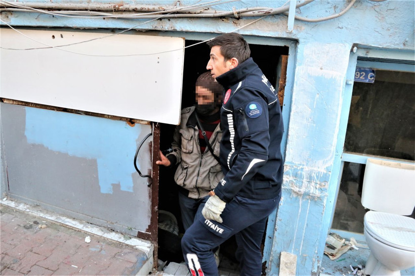 Antalya'da ilginç olay soruyu duyunca çıldırdı! Mahsur kalan adam: Terbiyesizlik yapma - Resim: 4