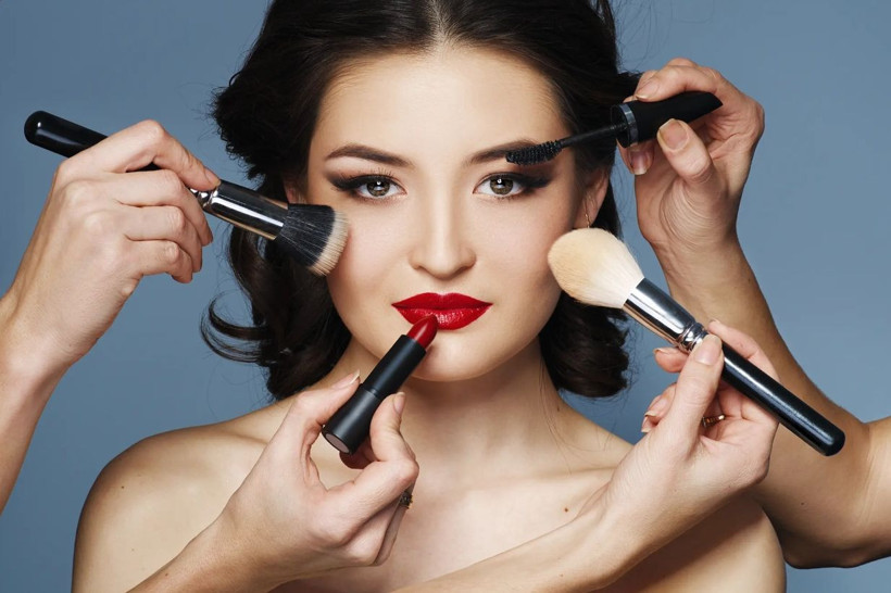 Bakanlık tek tek ifşa etti! Kadınların dikkatine: Kozmetikte korkunç tablo gün yüzüne çıktı! - Resim: 1