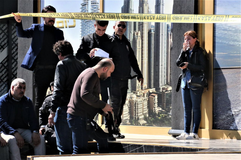 İş yeri kan gölüne döndü! Eski ortağı olan kadını Antalya'da kurşun yağdırıp öldürdü - Resim: 3